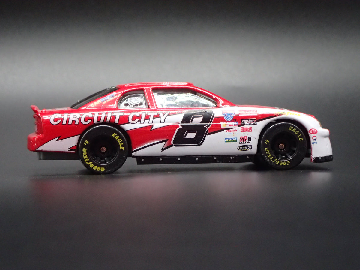 1998 98 CHEVY MONTE CARLO 8 HUT STRICKLIN NASCAR 1:64 SCALE DIECAST MODEL CAR