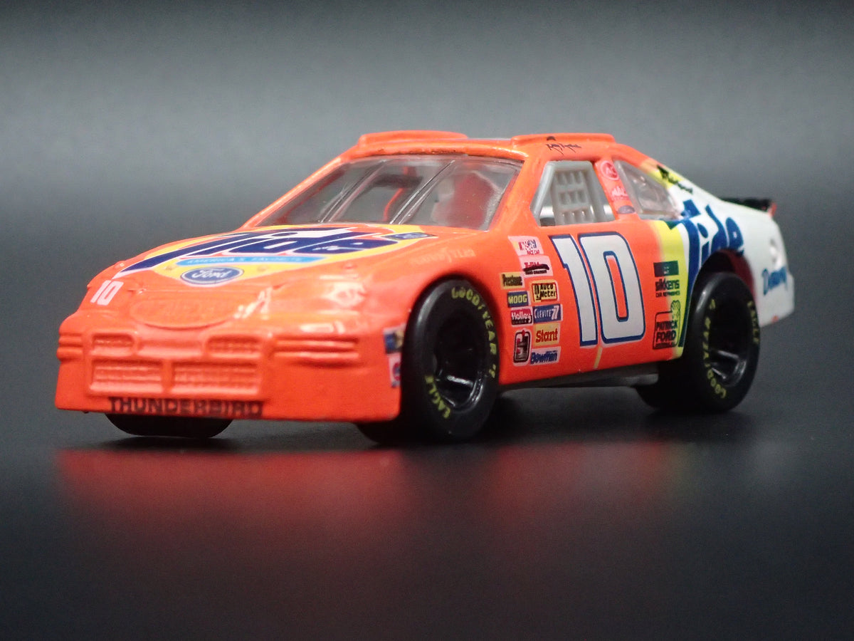 1996 96 FORD THUNDERBIRD 10 RICKY RUDD TIDE NASCAR 1:64 SCALE DIECAST MODEL CAR