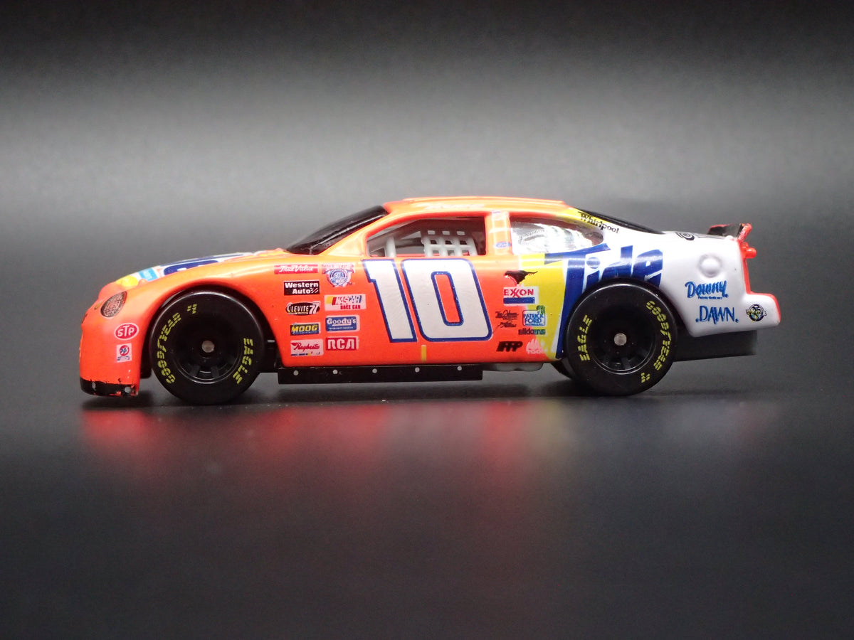 1998 98 FORD TAURUS 10 RICKY RUDD TIDE NASCAR 1/64 SCALE DIECAST MODEL CAR