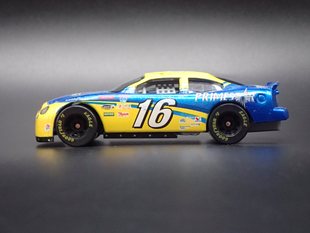 2000 00 FORD TAURUS 16 TED MUSGRAVE PRIMESTAR NASCAR 1:64 SCALE DIECAST CAR
