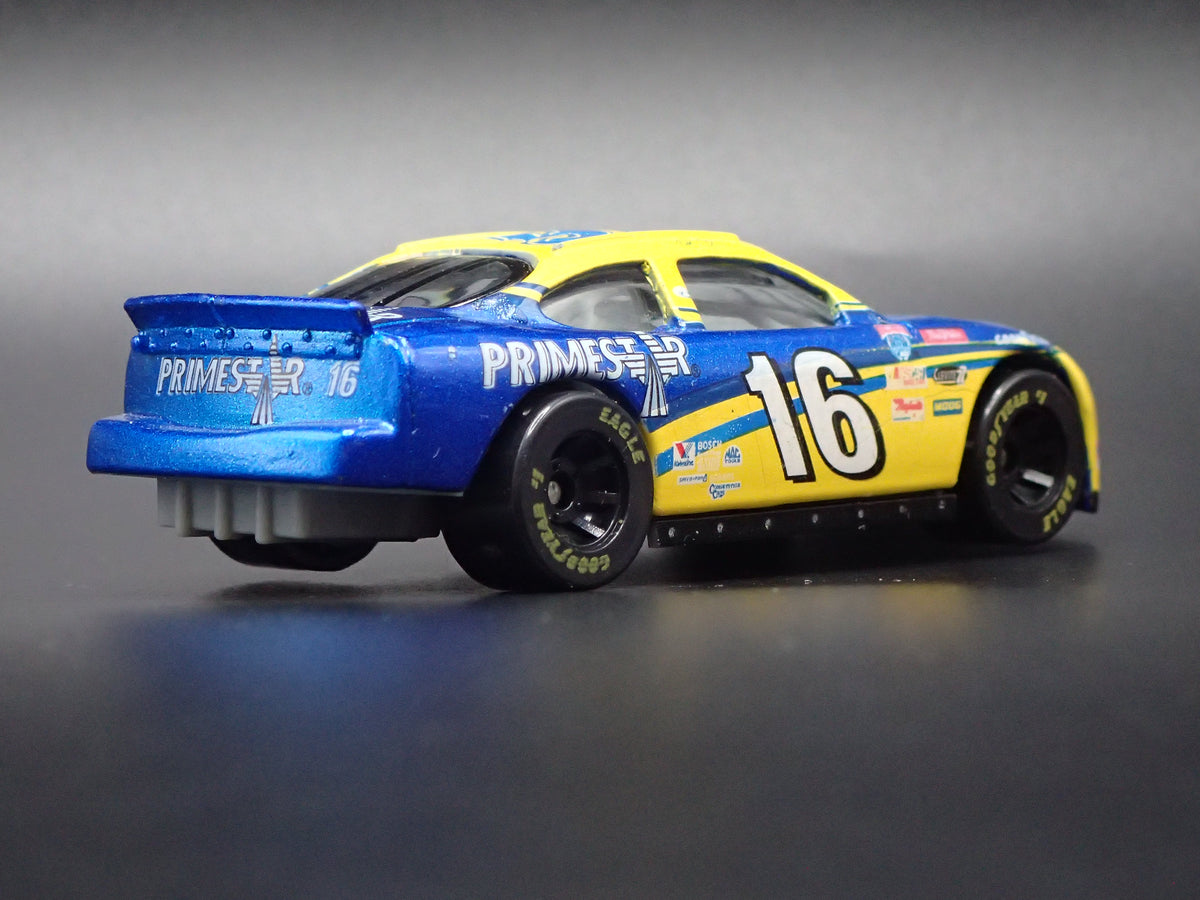 2000 00 FORD TAURUS 16 TED MUSGRAVE PRIMESTAR NASCAR 1:64 SCALE DIECAST CAR