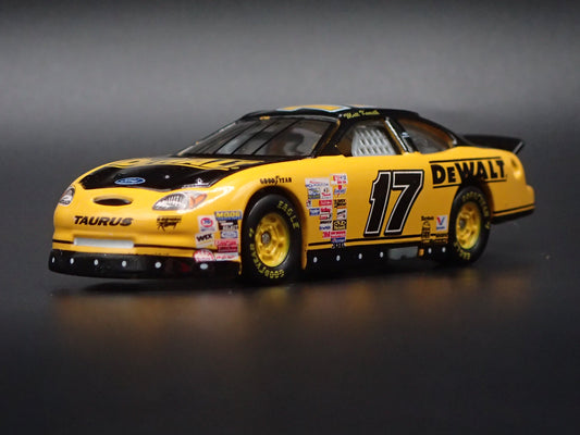 2000 00 FORD TAURUS NASCAR 17 MATT KENSETH DEWALT 1/64 SCALE DIECAST MODEL CAR
