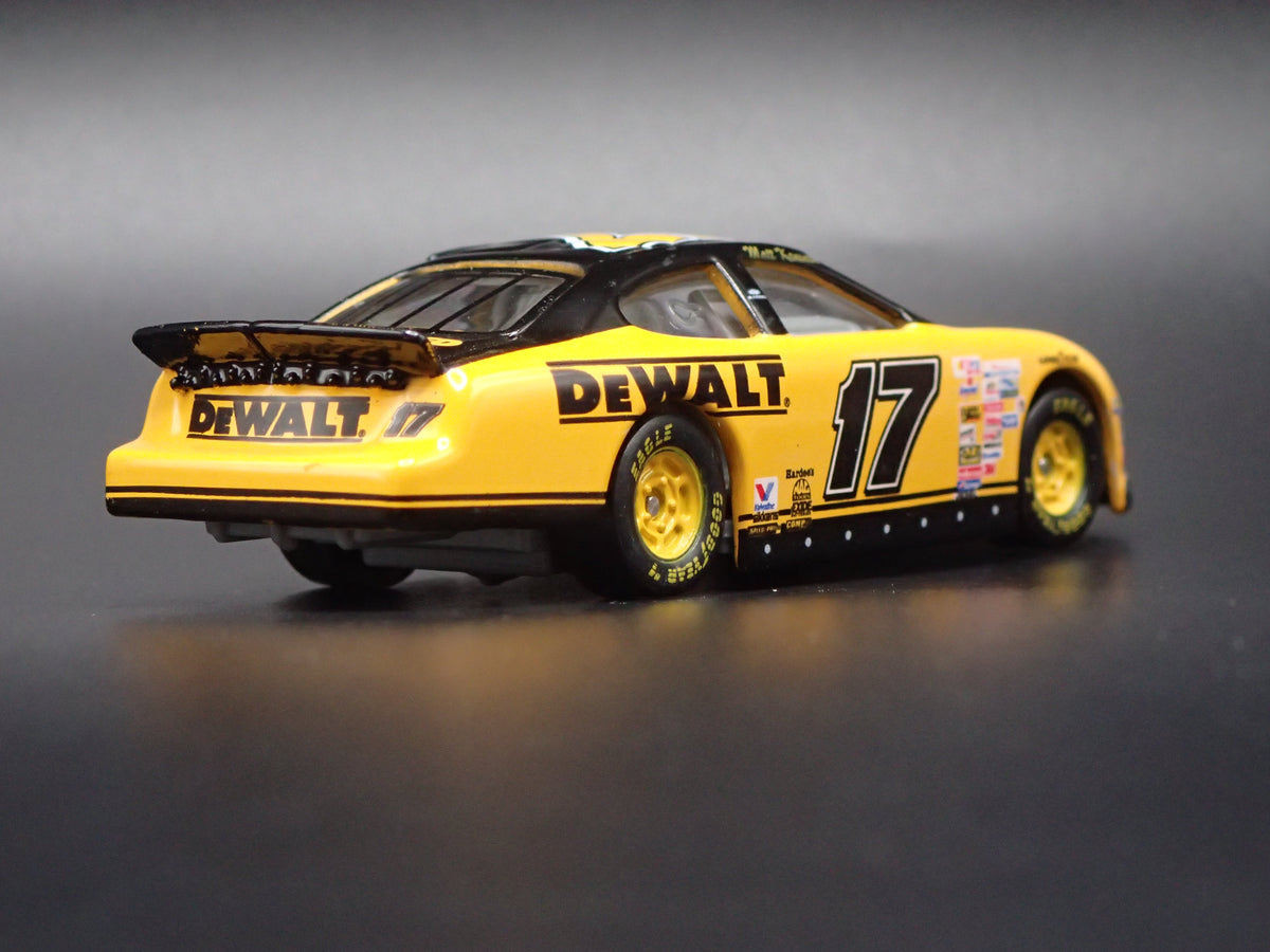 2000 00 FORD TAURUS NASCAR 17 MATT KENSETH DEWALT 1/64 SCALE DIECAST MODEL CAR