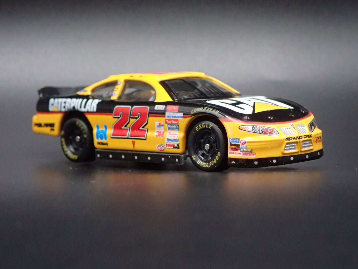 2000 00 PONTIAC GRAND PRIX 22 WARD BURTON CAT NASCAR 1:64 DIECAST MODEL CAR