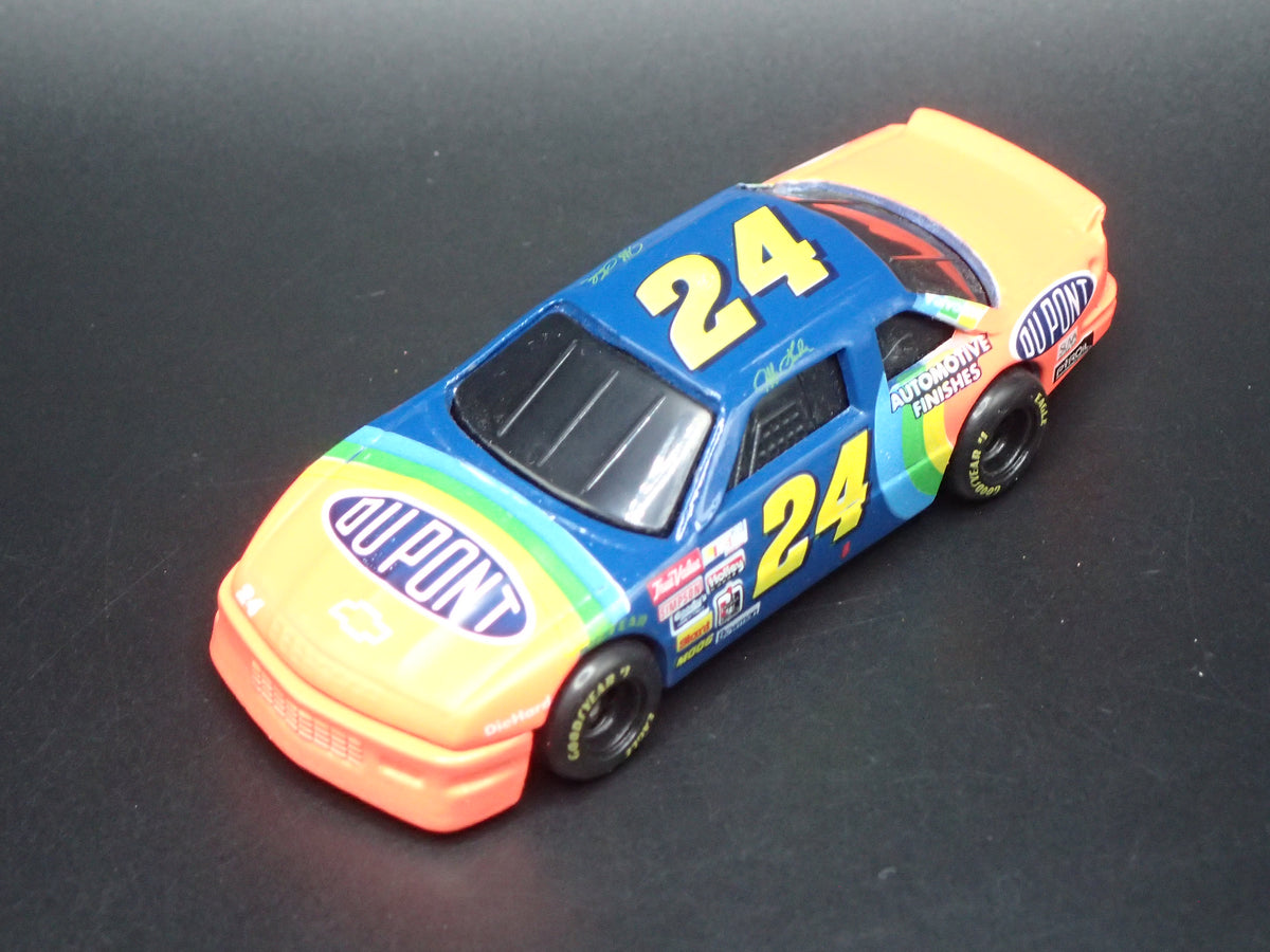 1994 94 CHEVY CHEVROLET LUMINA 24 JEFF GORDON NASCAR 1:64 SCALE DIECAST CAR