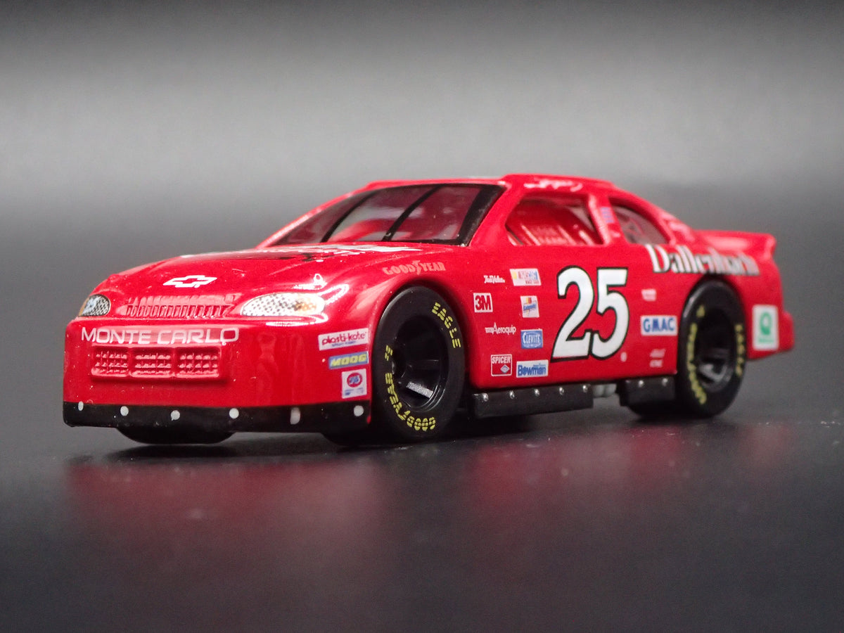 1999 CHEVY CHEVROLET MONTE CARLO 25 WALLY DALLENBACH JR NASCAR 1:64 SCALE DIECAST CAR