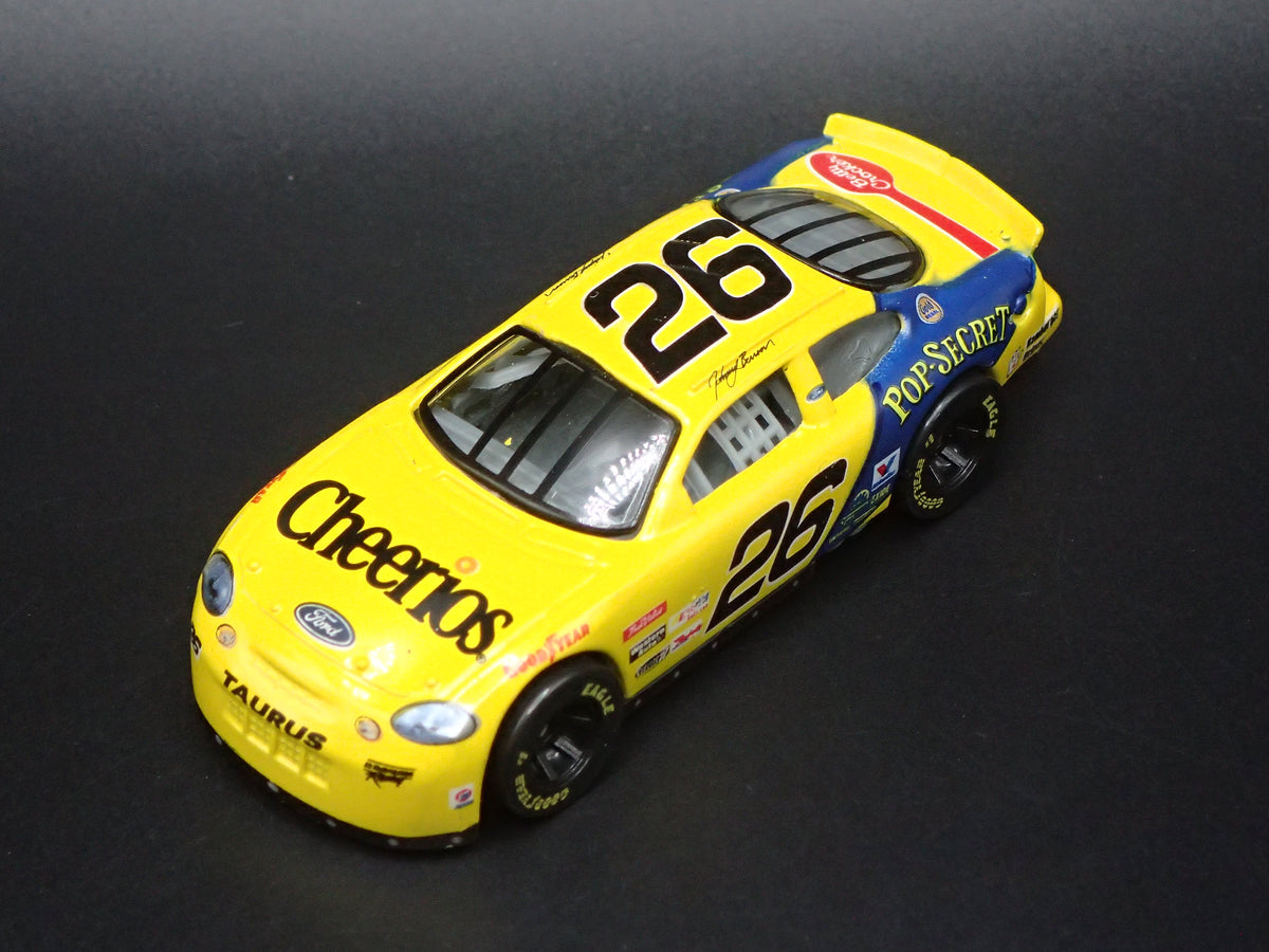 1999 99 FORD TAURUS 26 JOHNNY BENSON CHEERIOS NASCAR 1/64 SCALE DIECAST CAR
