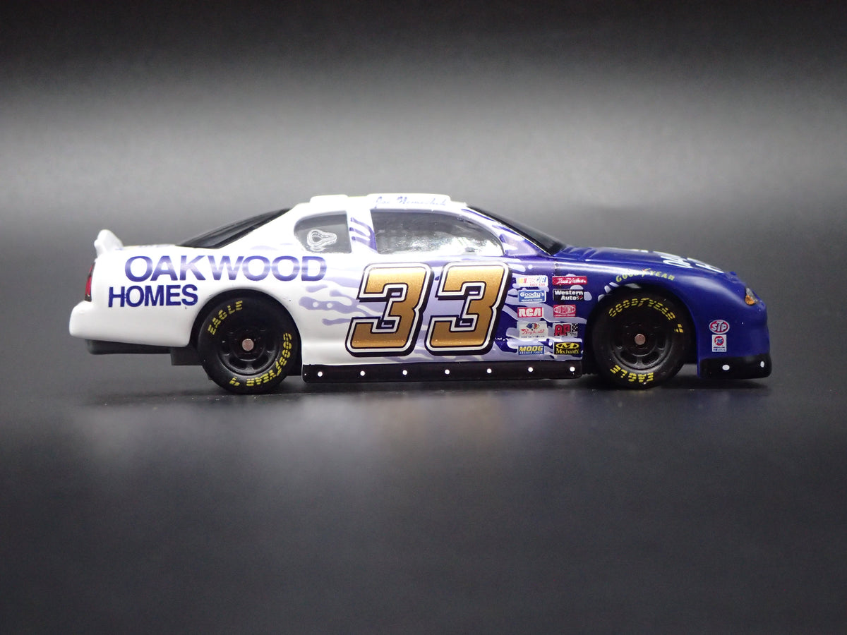 2000 CHEVY CHEVROLET MONTE CARLO 33 JOE NEMECHEK NASCAR 1:64 SCALE DIECAST MODEL CAR
