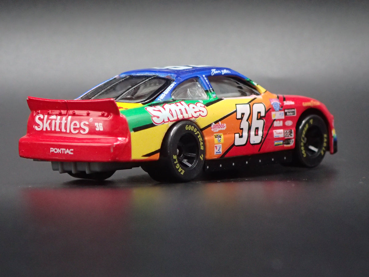1998 98 PONTIAC GRAND PRIX 36 ERNIE IRVAN SKITTLES NASCAR 1:64 SCALE DIECAST CAR