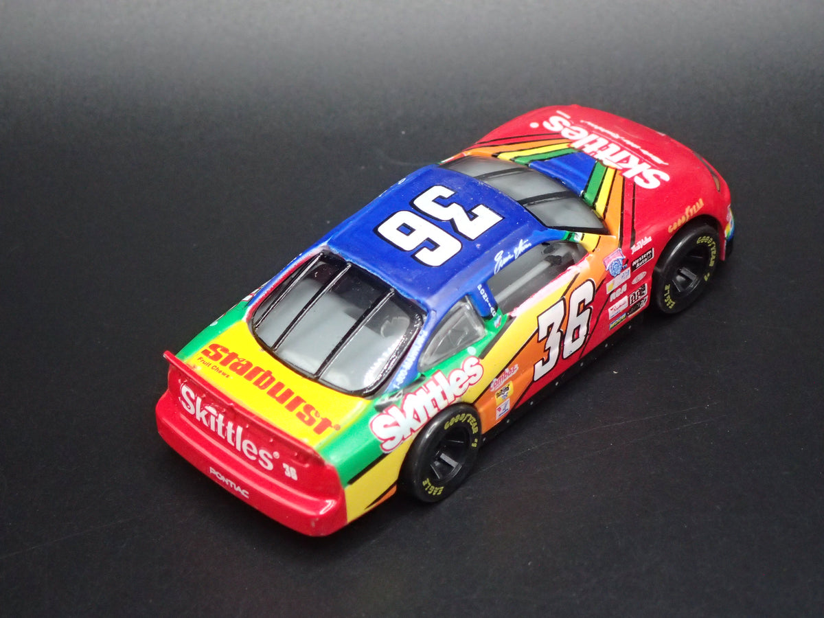 1998 98 PONTIAC GRAND PRIX 36 ERNIE IRVAN SKITTLES NASCAR 1:64 SCALE DIECAST CAR