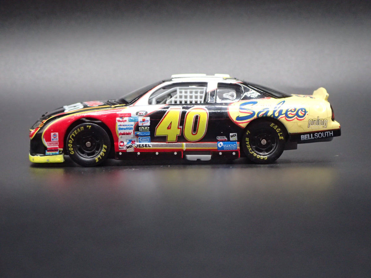 2000 CHEVY CHEVROLET MONTE CARLO 40 STERLING MARLIN NASCAR 1:64 SCALE DIECAST MODEL CAR