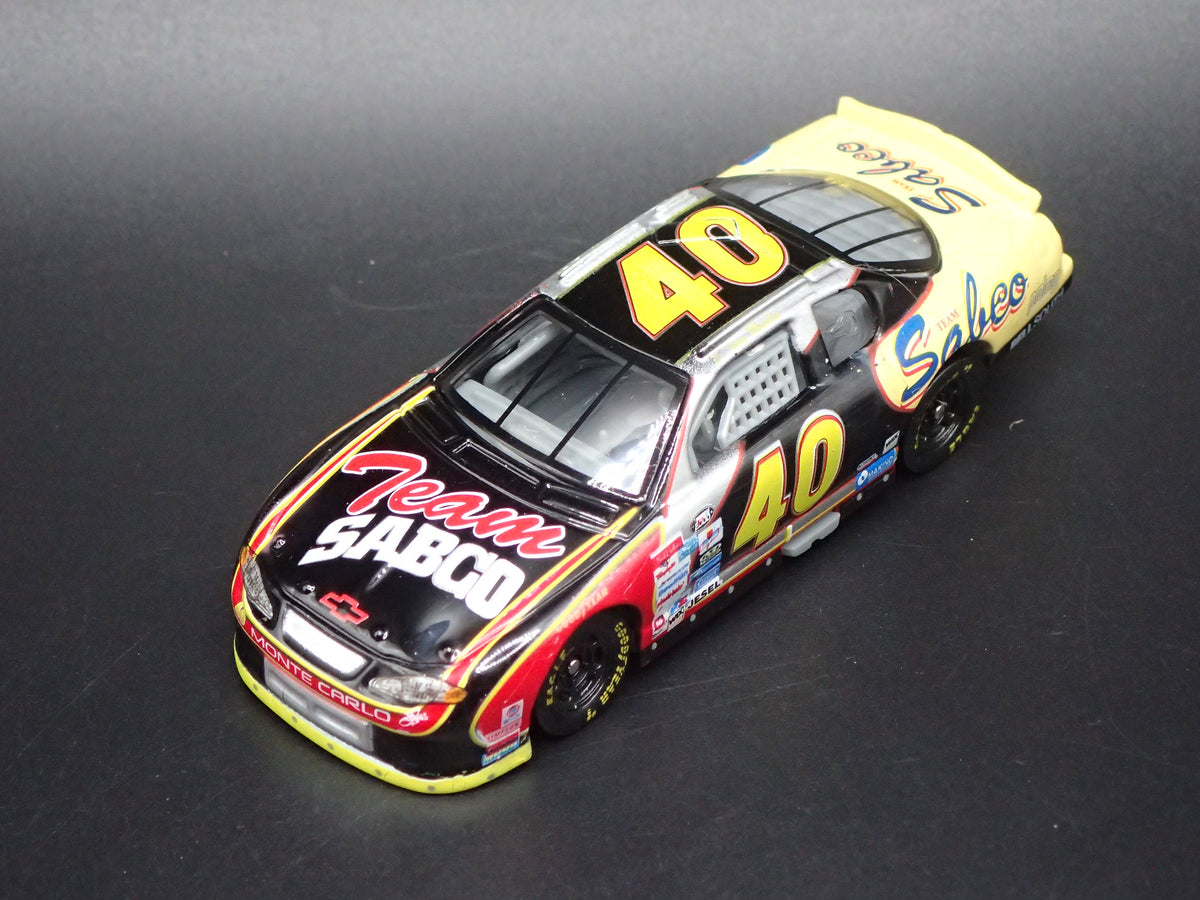 2000 CHEVY CHEVROLET MONTE CARLO 40 STERLING MARLIN NASCAR 1:64 SCALE DIECAST MODEL CAR