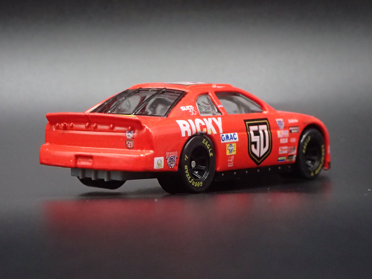 1998 98 CHEVY MONTE CARLO 50 RICKY CRAVEN HENDRICK NASCAR 1:64 SCALE DIECAST CAR