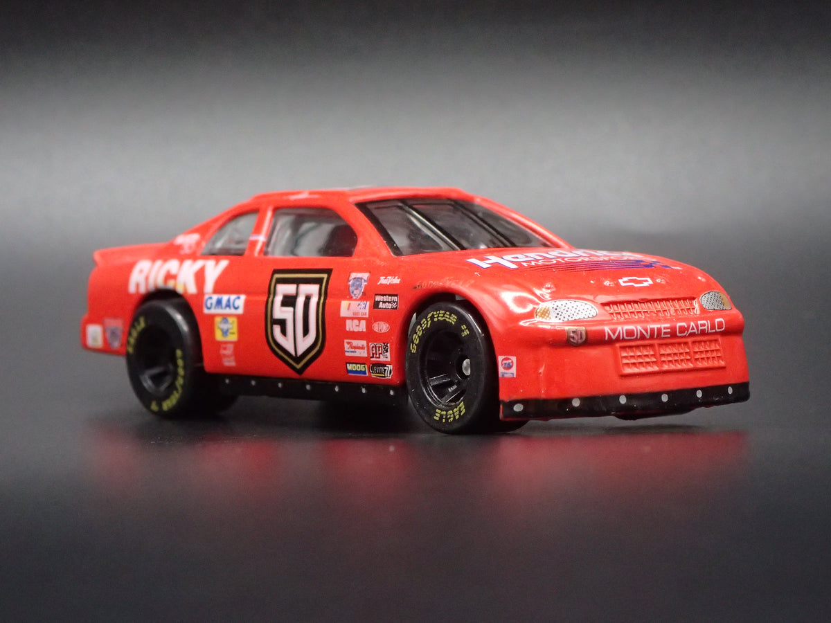 1998 98 CHEVY MONTE CARLO 50 RICKY CRAVEN HENDRICK NASCAR 1:64 SCALE DIECAST CAR
