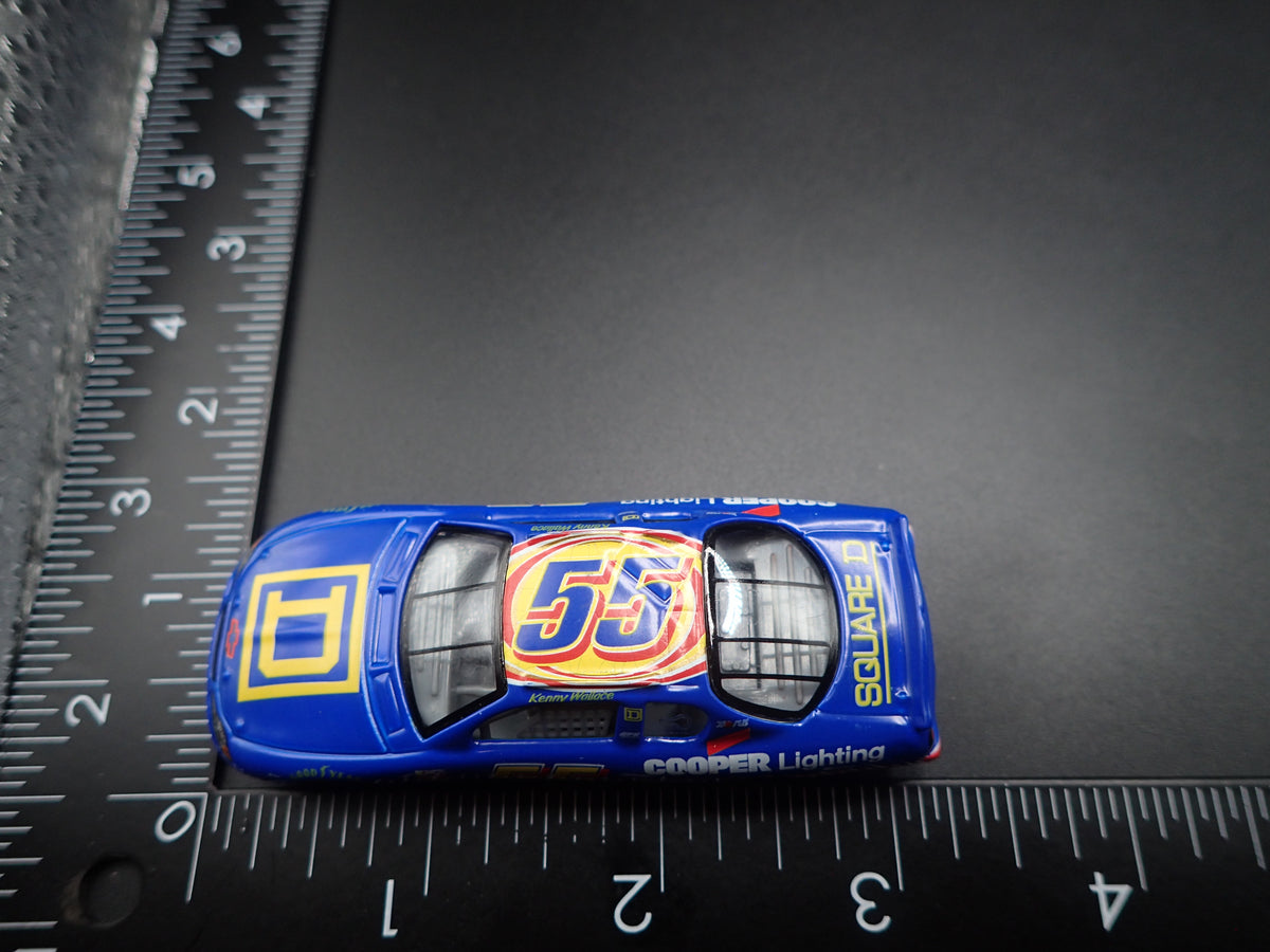 2000 CHEVY CHEVROLET MONTE CARLO 55 KENNY WALLACE NASCAR 1:64 SCALE DIECAST MODEL CAR