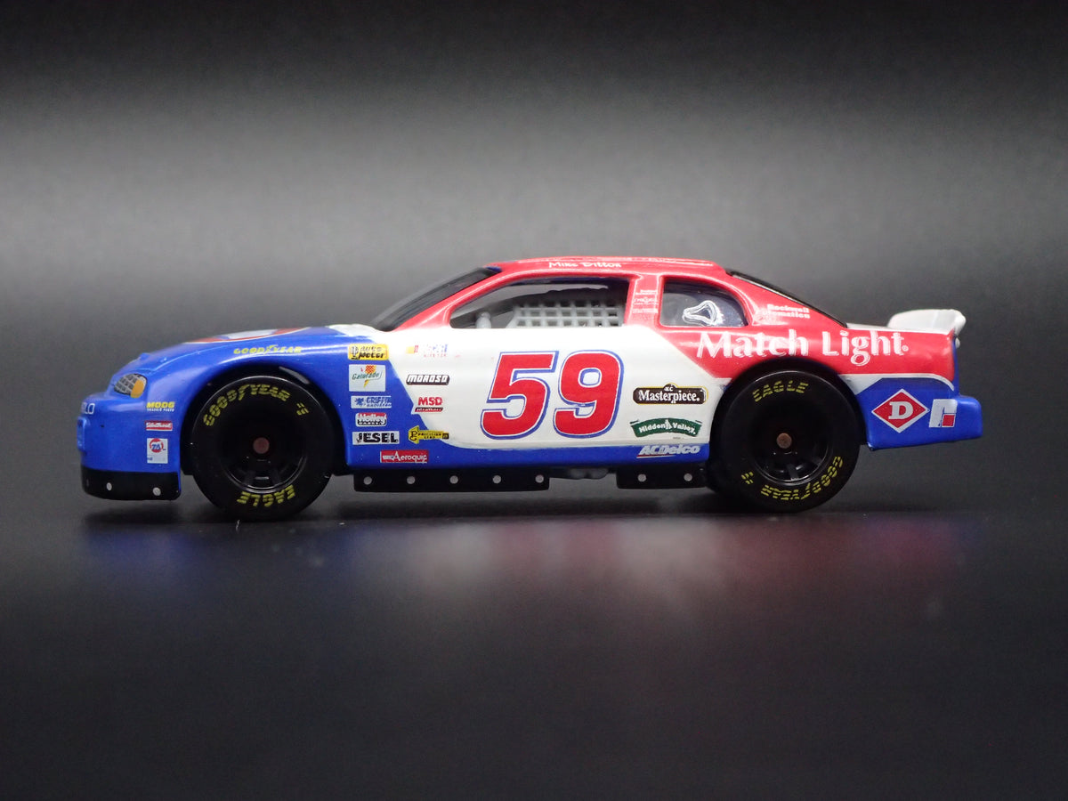 1999 99 CHEVY MONTE CARLO 59 MIKE DILLON NASCAR 1:64 SCALE DIECAST MODEL CAR