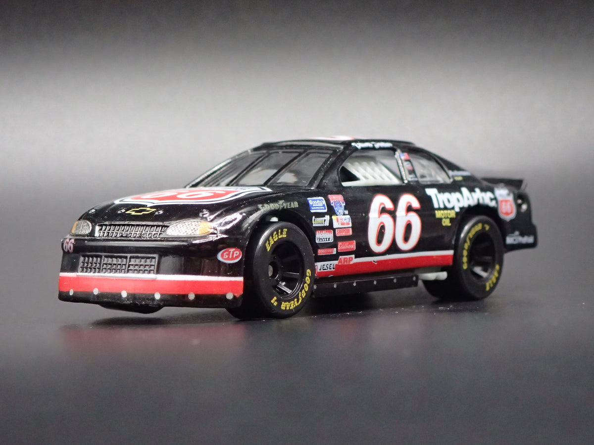 1998 98 CHEVY MONTE CARLO 66 ELLIOT SADLER NASCAR 1:64 SCALE DIECAST MODEL CAR