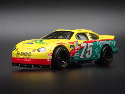 1998 98 FORD TAURUS 75 RICK MAST NASCAR 1:64 SCALE DIORAMA DIECAST MODEL CAR-Burning Rubber Toy Company
