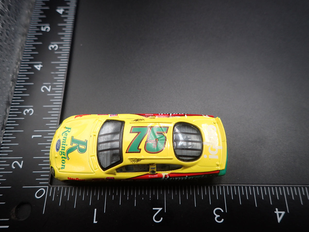 1998 98 FORD TAURUS 75 RICK MAST NASCAR 1:64 SCALE DIORAMA DIECAST MODEL CAR
