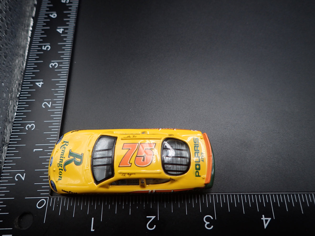 1999 99 FORD TAURUS 75 RICK MAST NASCAR 1:64 SCALE DIORAMA DIECAST MODEL CAR