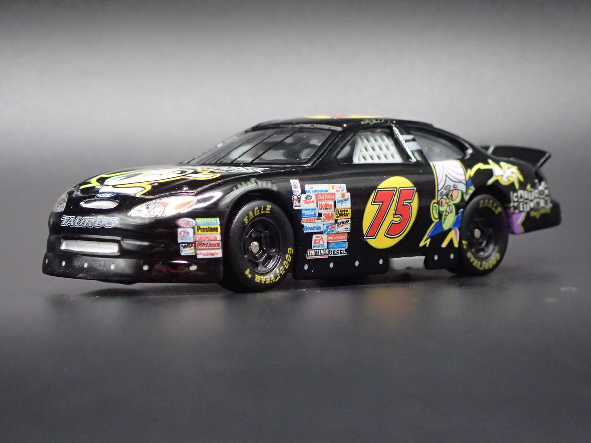 2000 FORD TAURUS 75 WALLY DALLENBACH CARTOON NETWORK NASCAR 1:64 SCALE DIECAST CAR