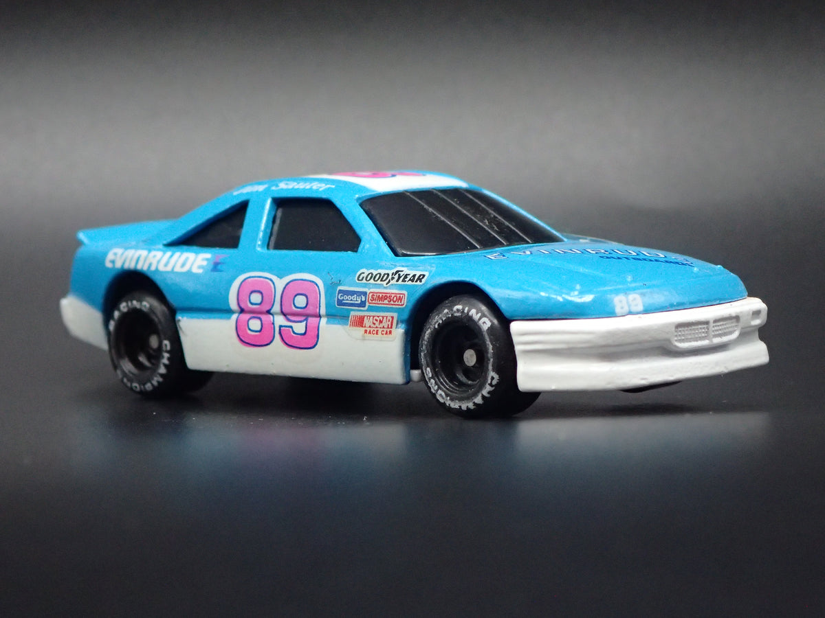 1991 91 PONTIAC GRAND PRIX 89 JIM SAUTER NASCAR 1:64 SCALE DIECAST MODEL CAR