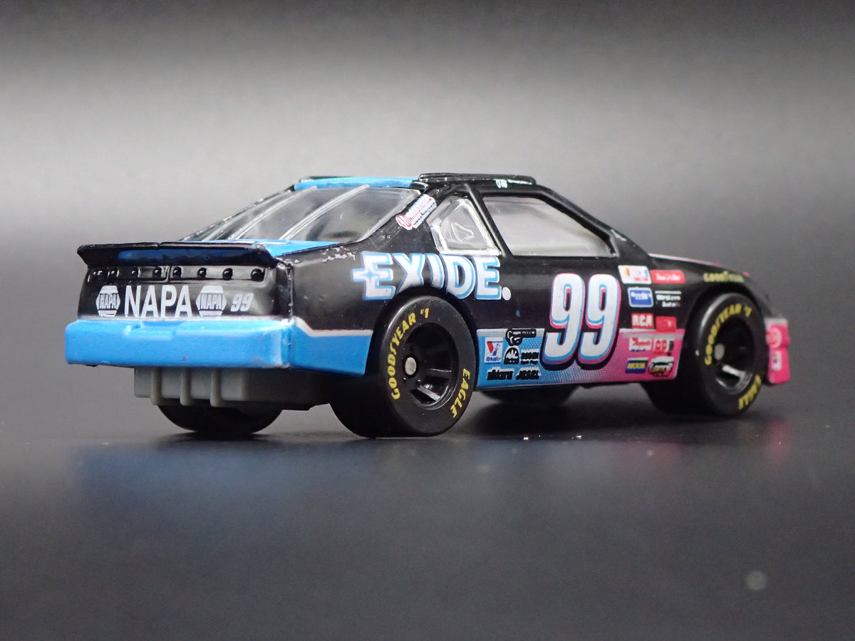1996 FORD THUNDERBIRD 99 JEFF BURTON EXIDE NASCAR 1:64 SCALE DIECAST MODEL CAR