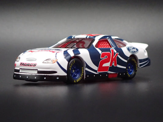 2000 00 FORD TAURUS 2K FORD RACING NASCAR 1:64 SCALE COLLECTIBLE DIECAST CAR