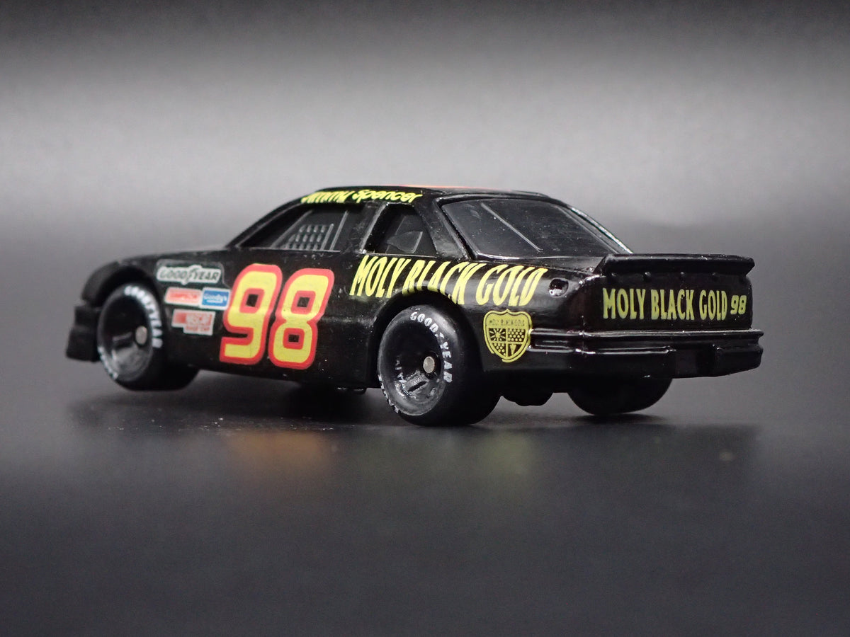 1992 92 CHEVY LUMINA 98 JIMMY SPENCER MOLY BLACK GOLD NASCAR 1:64 SCALE DIECAST CAR