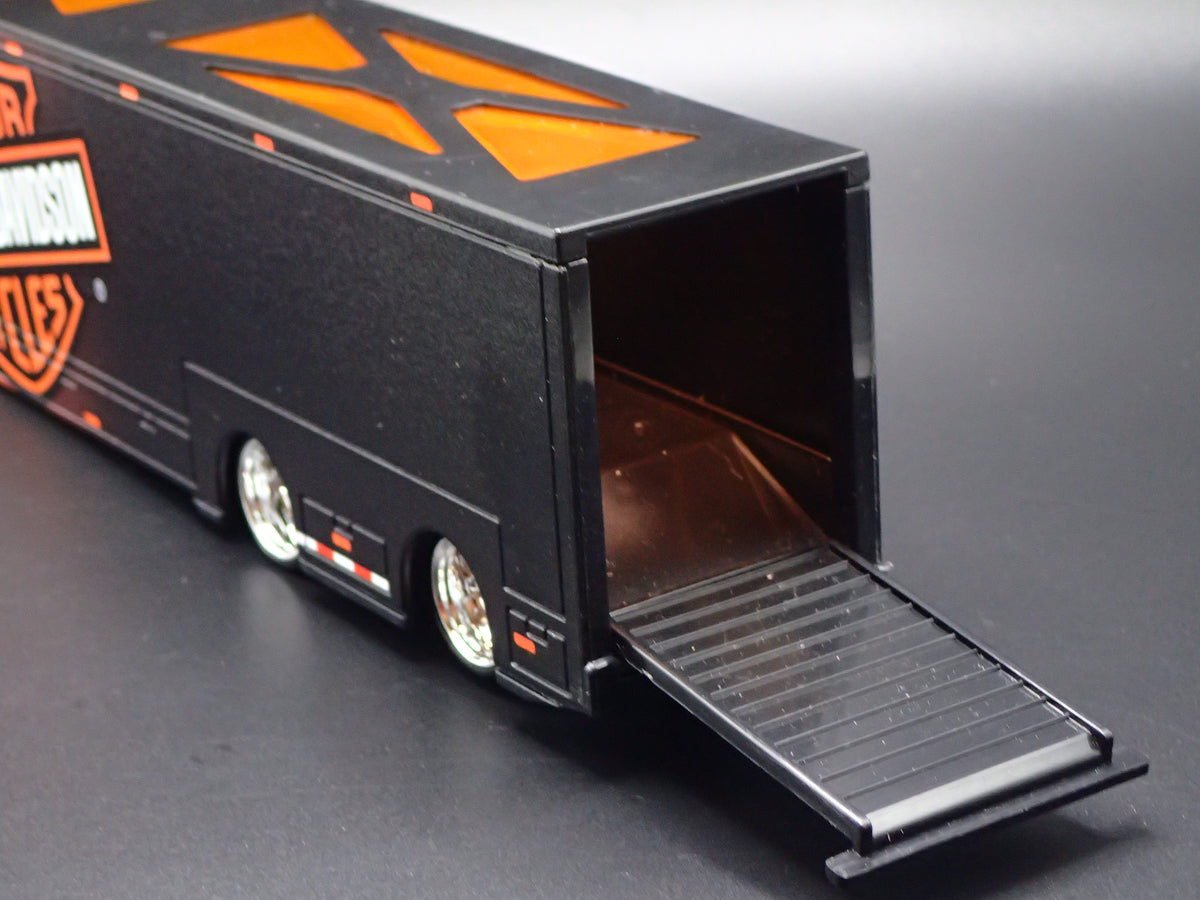 HARLEY DAVIDSON CUSTOM TRANSPORTER HAULER TRAILER 1:64 SCALE MODEL SET-Burning Rubber Toy Company