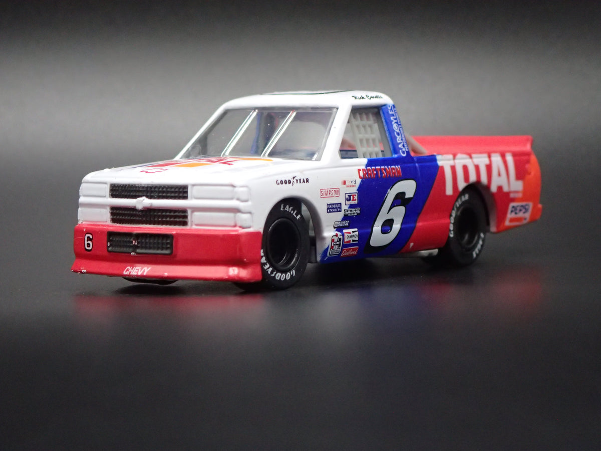 1995 CHEVY SILVERADO #6 RICK CARELLI TOTAL NASCAR TRUCK 1:64 SCALE DIECAST CAR