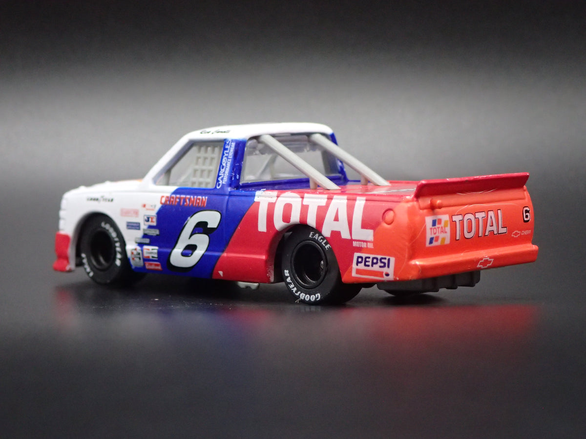 1995 CHEVY SILVERADO #6 RICK CARELLI TOTAL NASCAR TRUCK 1:64 SCALE DIECAST CAR