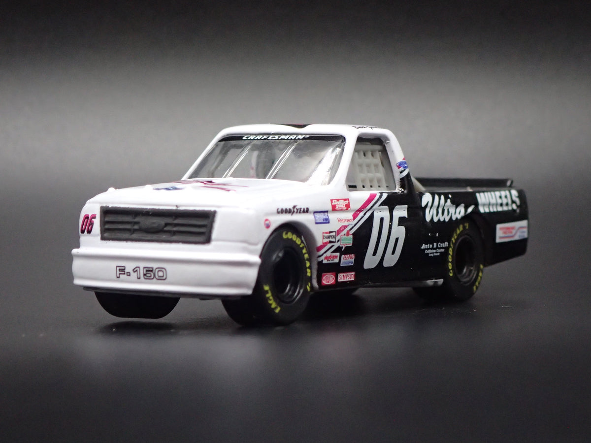 1995 95 FORD F150 06 BUTCH GILLILAND ULTRA WHEELS NASCAR TRUCK 1:64 DIECAST CAR
