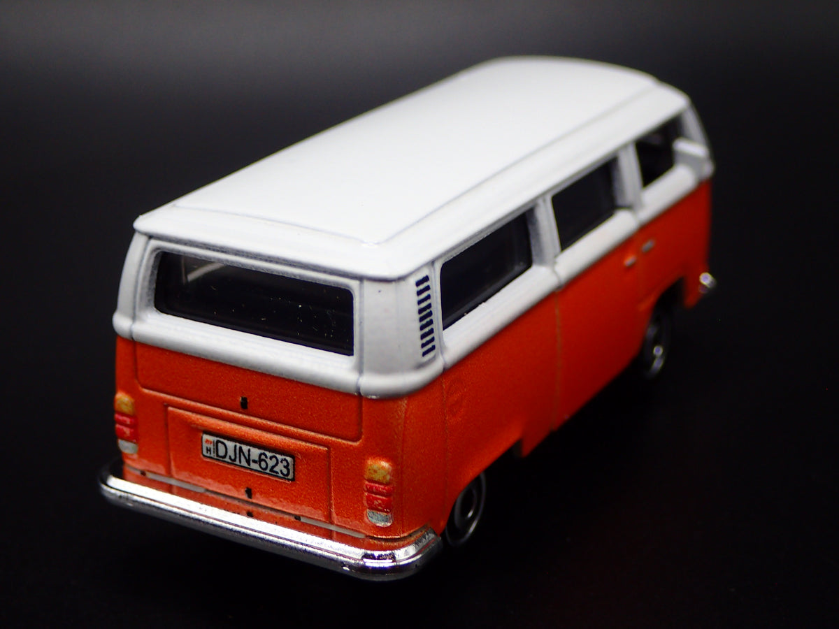 1967-1979 VW VOLKSWAGEN TYPE 2 T2 BUS 1/64 SCALE COLLECTIBLE DIECAST MODEL CAR