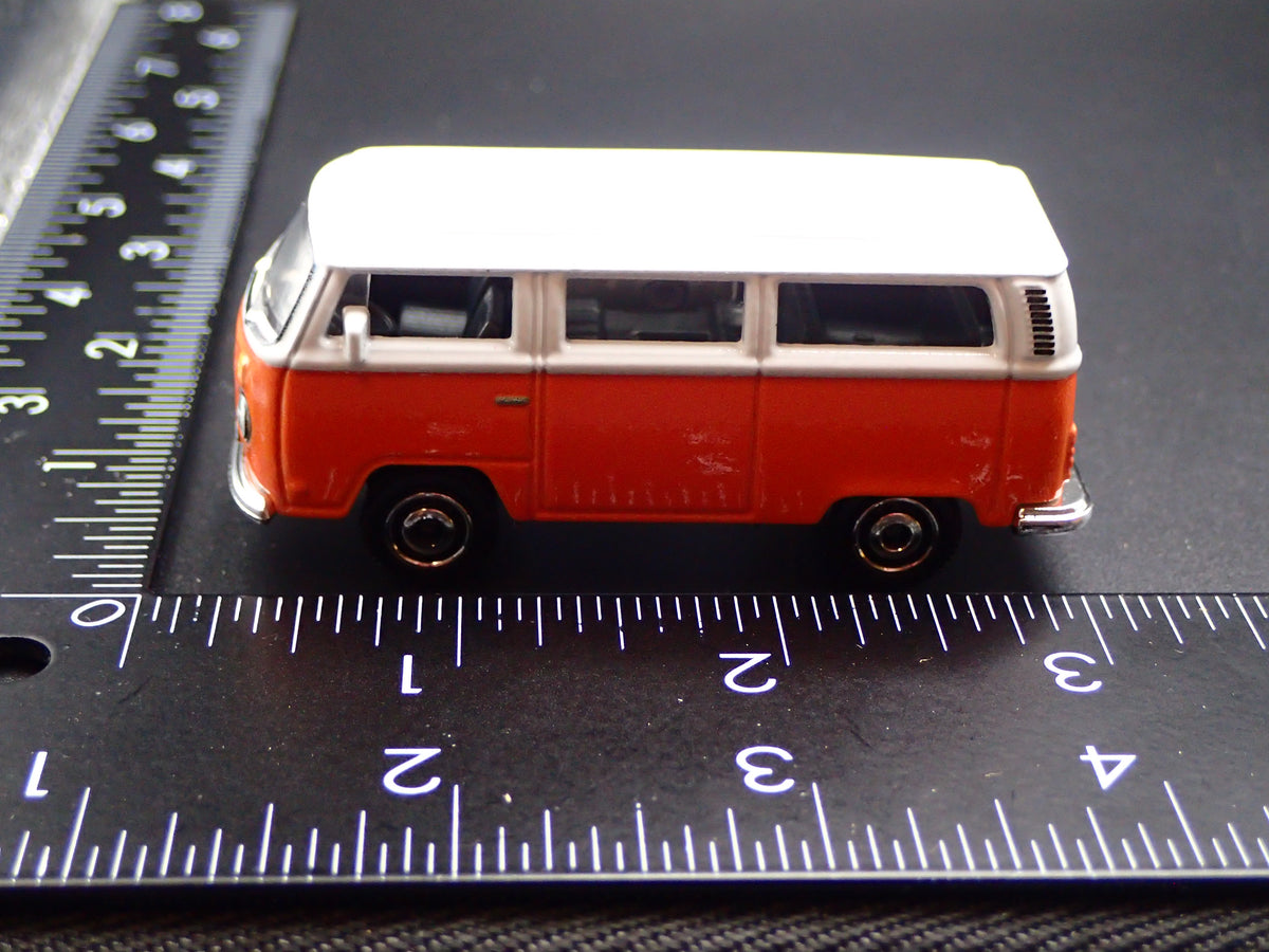 1967-1979 VW VOLKSWAGEN TYPE 2 T2 BUS 1/64 SCALE COLLECTIBLE DIECAST MODEL CAR