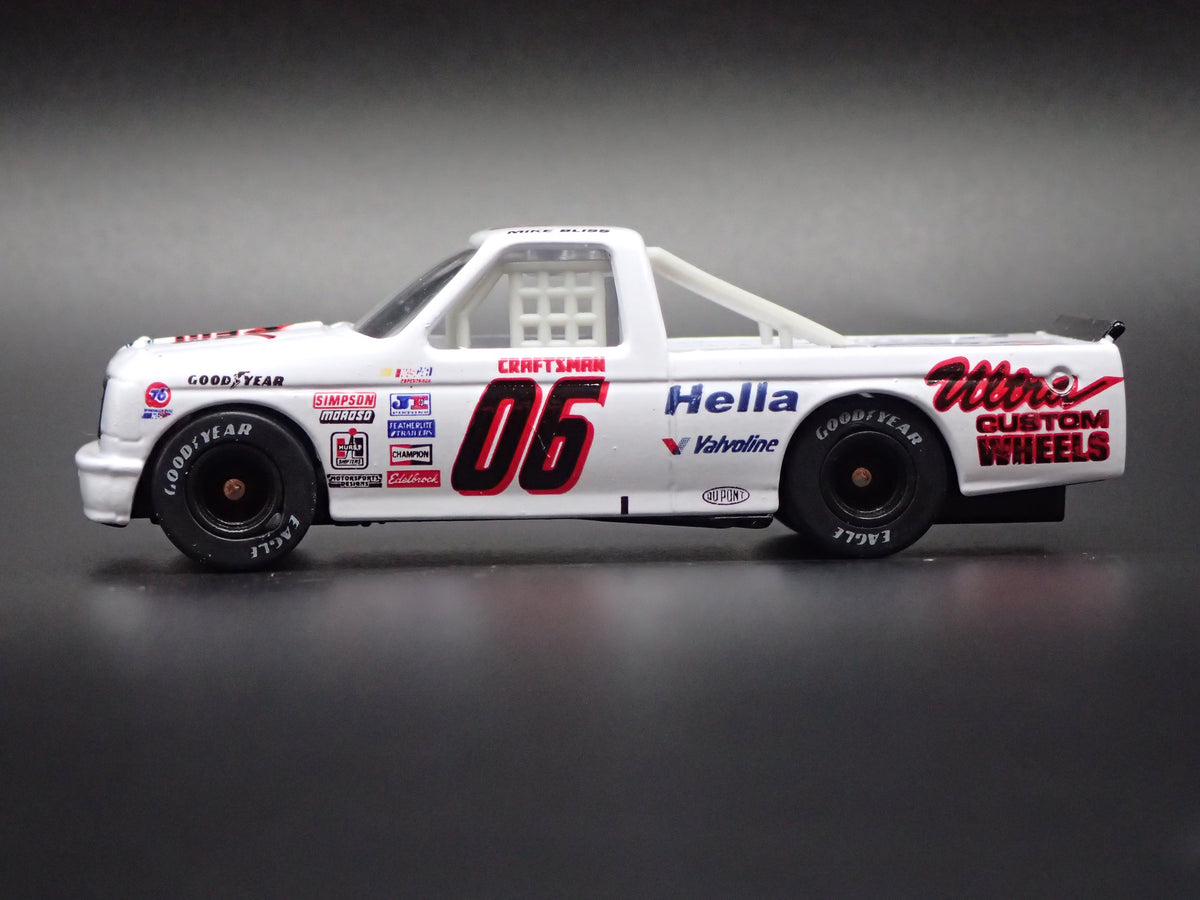1995 95 FORD F150 06 MIKE BLISS ULTRA WHEELS NASCAR TRUCK 1:64 DIECAST CAR