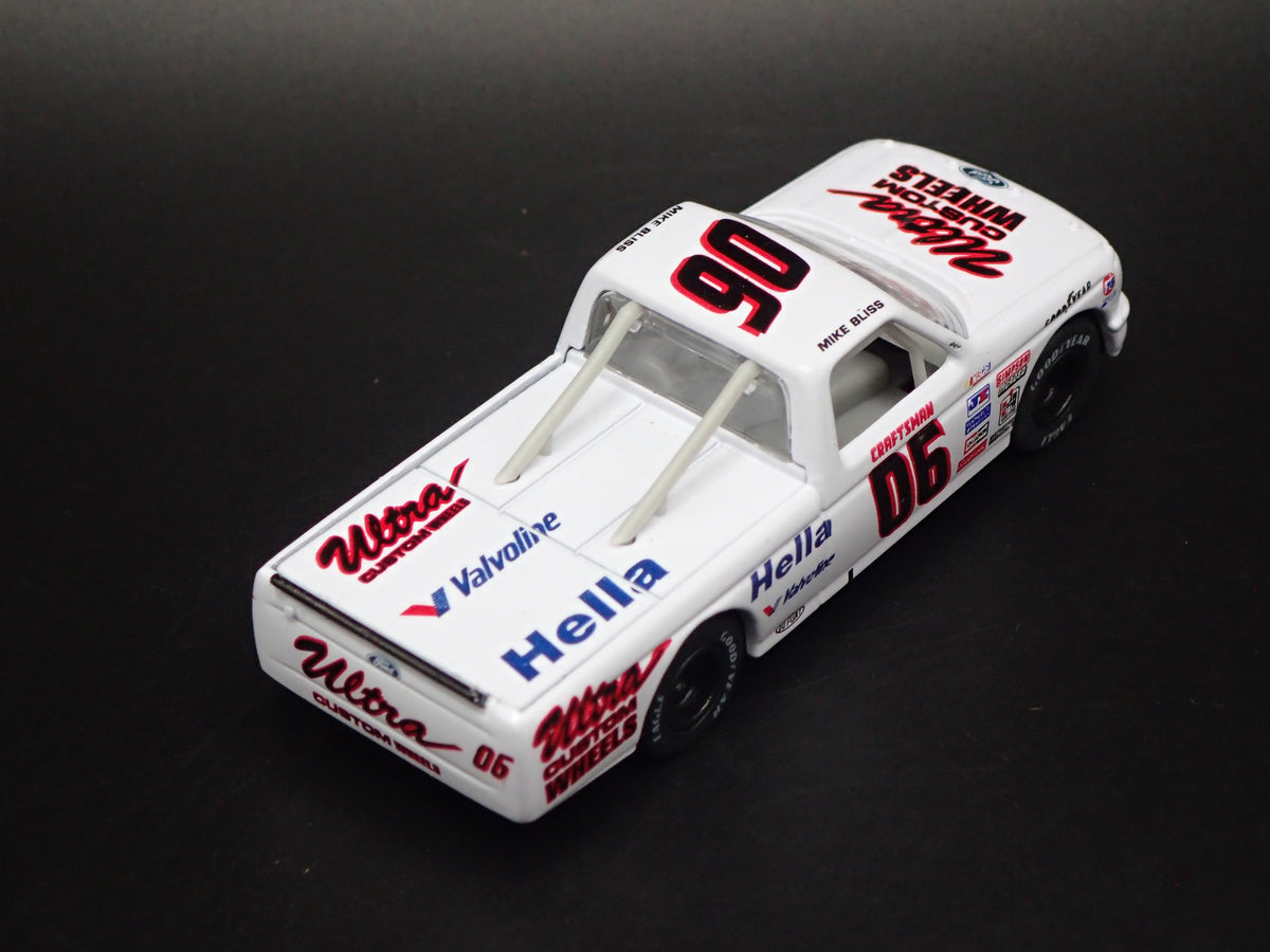 1995 95 FORD F150 06 MIKE BLISS ULTRA WHEELS NASCAR TRUCK 1:64 DIECAST CAR