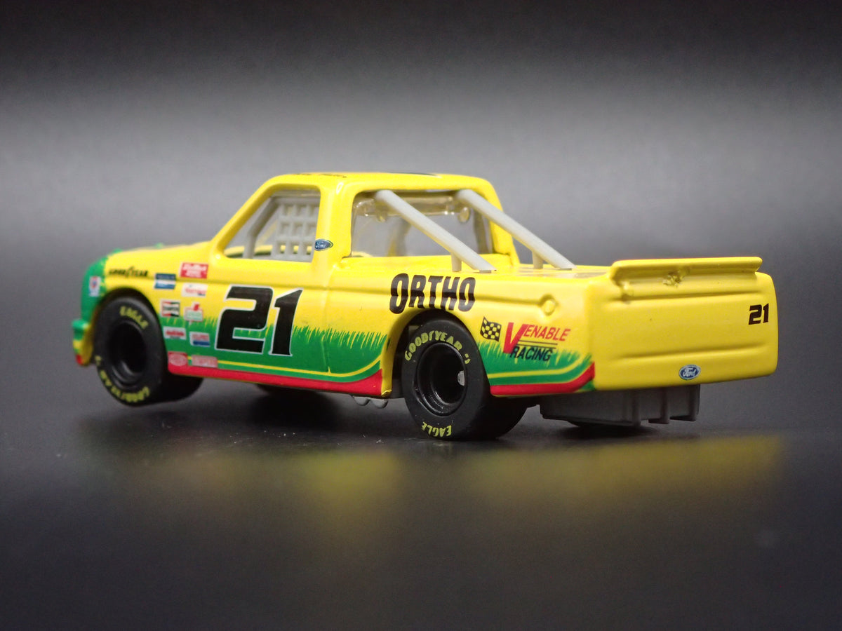 1995 95 CHEVY SILVERADO #21 ORTHO NASCAR TRUCK 1:64 SCALE DIECAST CAR