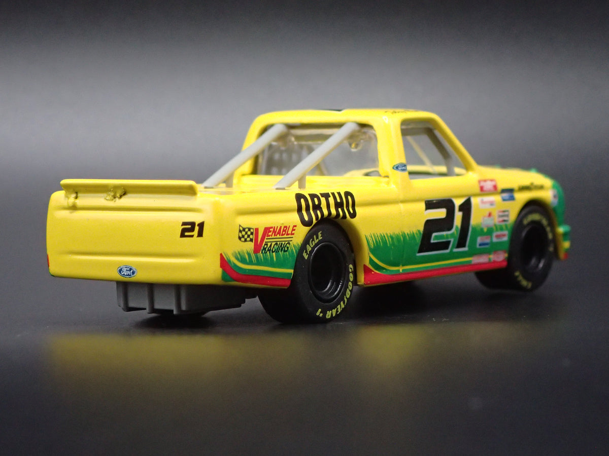 1995 95 CHEVY SILVERADO #21 ORTHO NASCAR TRUCK 1:64 SCALE DIECAST CAR