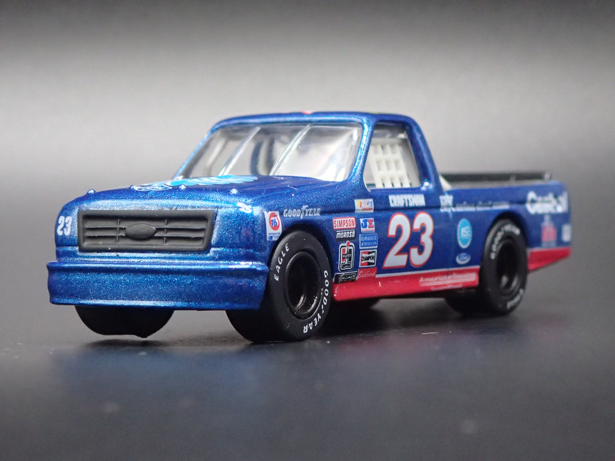 1995 95 FORD F150 #23 TJ CLARK ASE NASCAR TRUCK 1:64 SCALE DIORAMA DIECAST CAR
