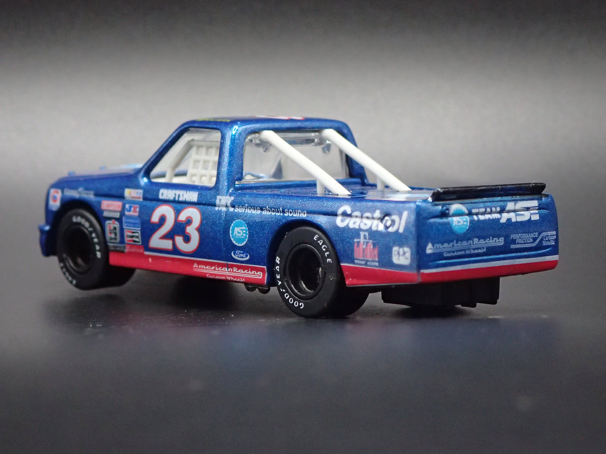1995 95 FORD F150 #23 TJ CLARK ASE NASCAR TRUCK 1:64 SCALE DIORAMA DIECAST CAR