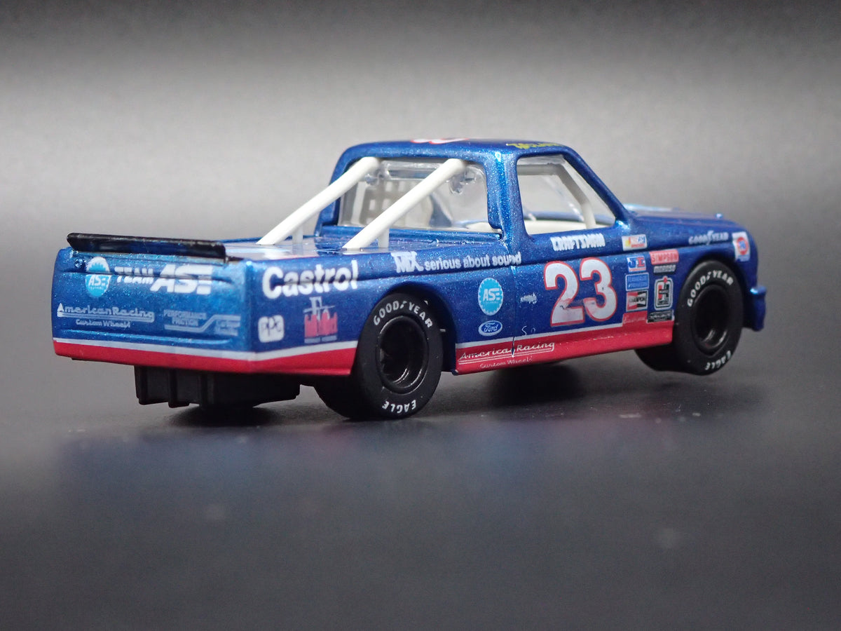 1995 95 FORD F150 #23 TJ CLARK ASE NASCAR TRUCK 1:64 SCALE DIORAMA DIECAST CAR