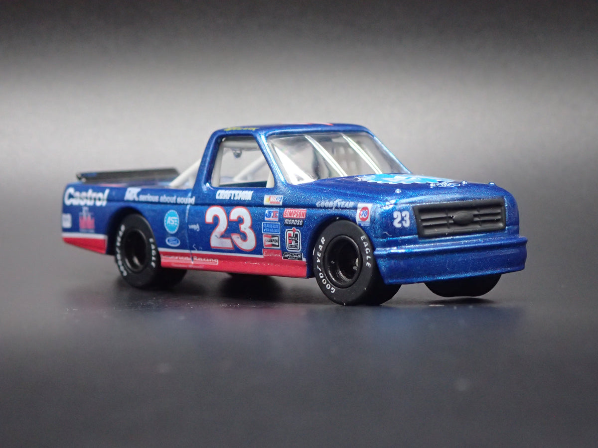 1995 95 FORD F150 #23 TJ CLARK ASE NASCAR TRUCK 1:64 SCALE DIORAMA DIECAST CAR