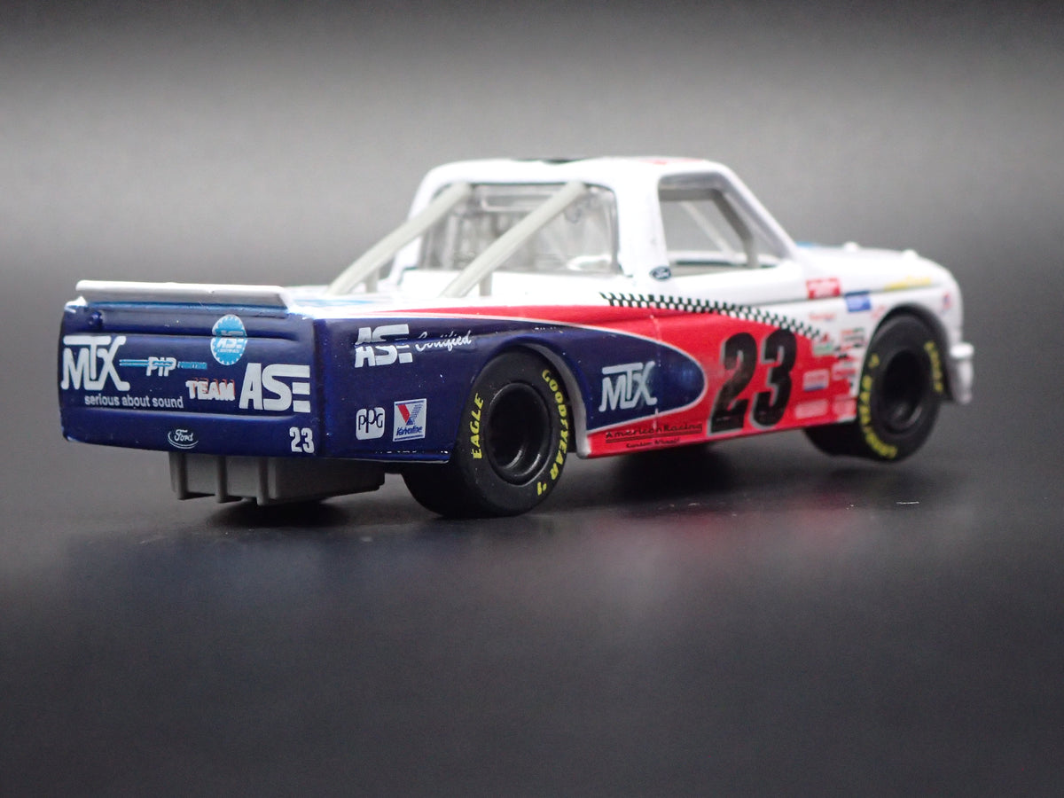 1995 95 FORD F150 #23 TJ CLARK ASE NASCAR TRUCK 1:64 SCALE DIORAMA DIECAST CAR