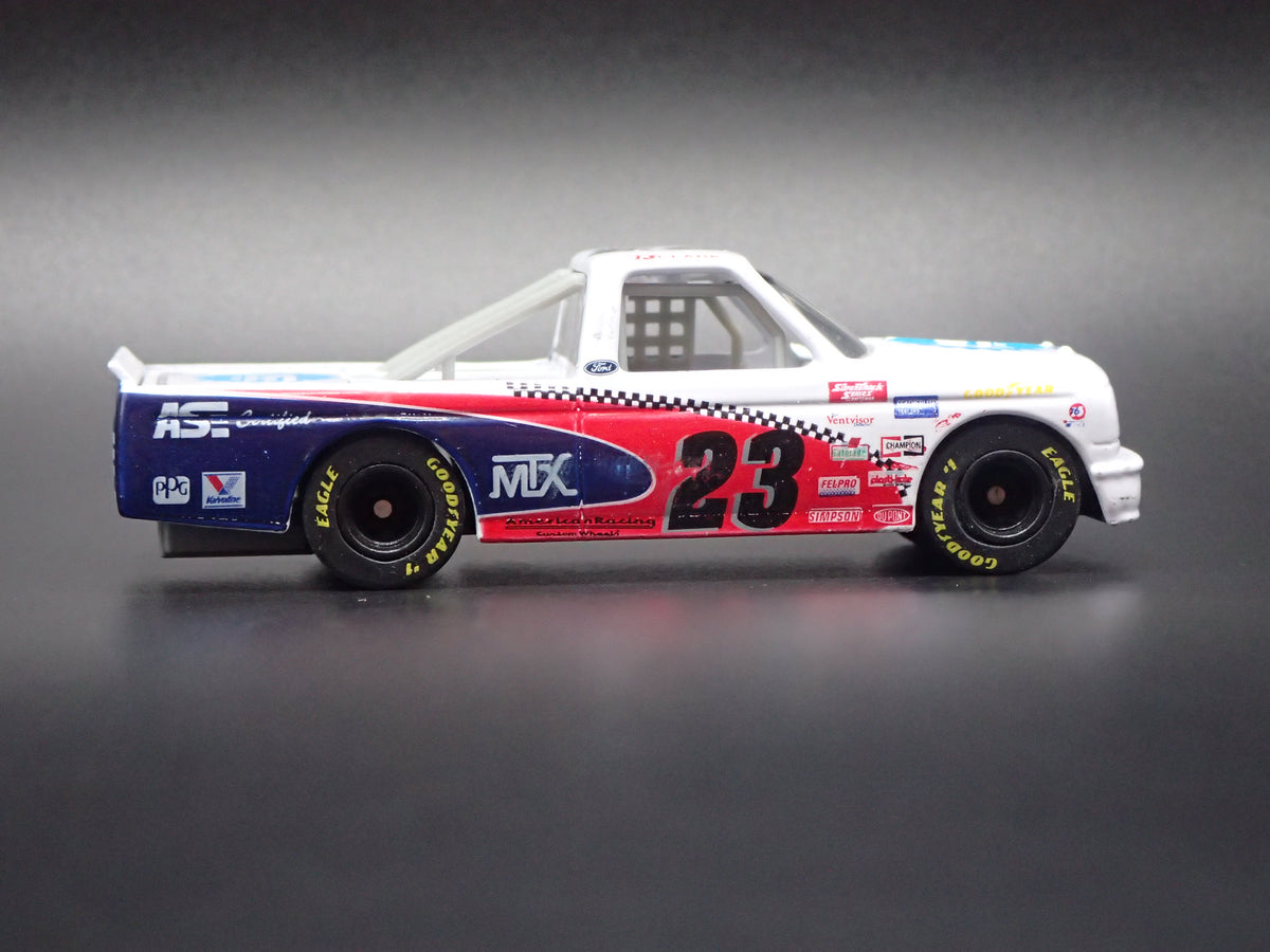 1995 95 FORD F150 #23 TJ CLARK ASE NASCAR TRUCK 1:64 SCALE DIORAMA DIECAST CAR