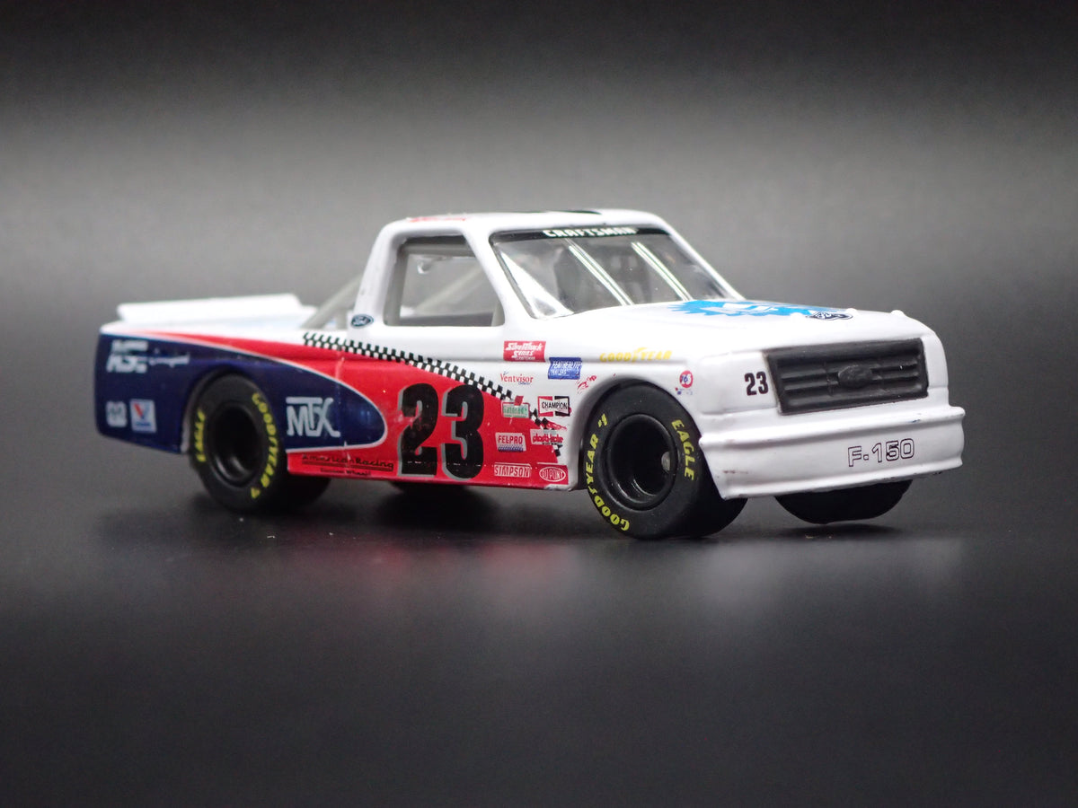 1995 95 FORD F150 #23 TJ CLARK ASE NASCAR TRUCK 1:64 SCALE DIORAMA DIECAST CAR