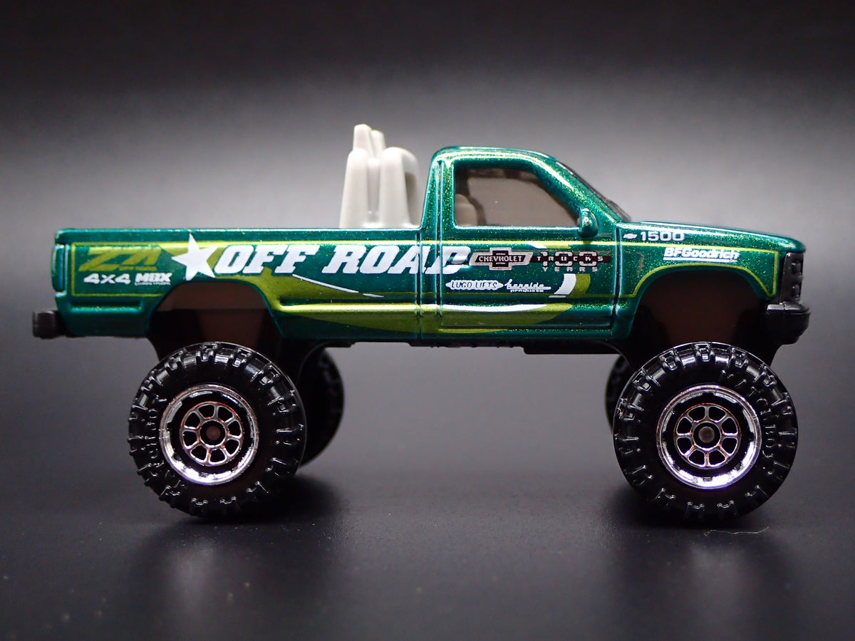 1988-1998 CHEVY CHEVROLET K1500 4X4 PICKUP TRUCK 1:70 SCALE DIECAST MODEL CAR
