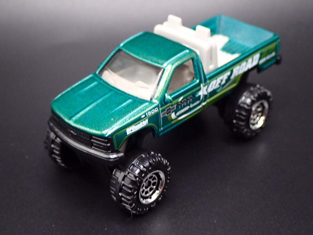 1988-1998 CHEVY CHEVROLET K1500 4X4 PICKUP TRUCK 1:70 SCALE DIECAST MODEL CAR