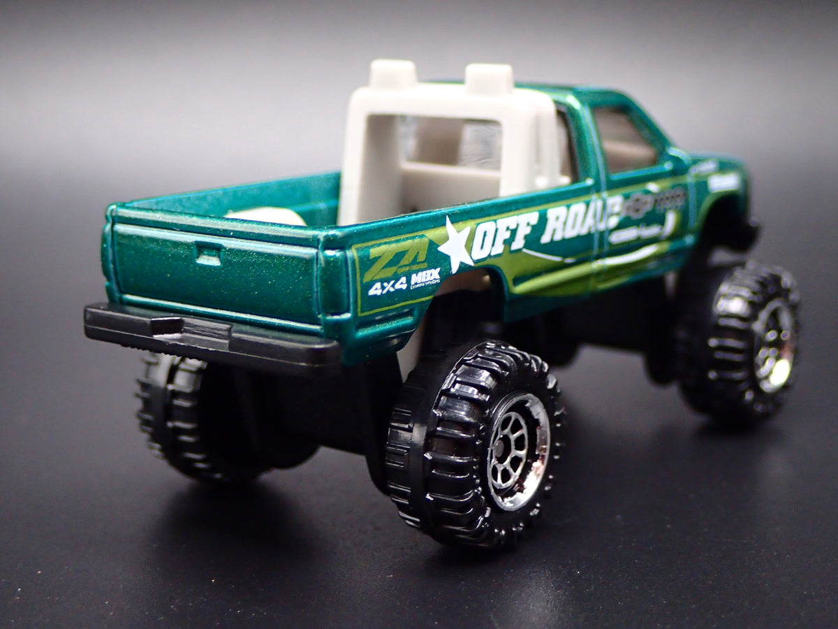 1988-1998 CHEVY CHEVROLET K1500 4X4 PICKUP TRUCK 1:70 SCALE DIECAST MODEL CAR