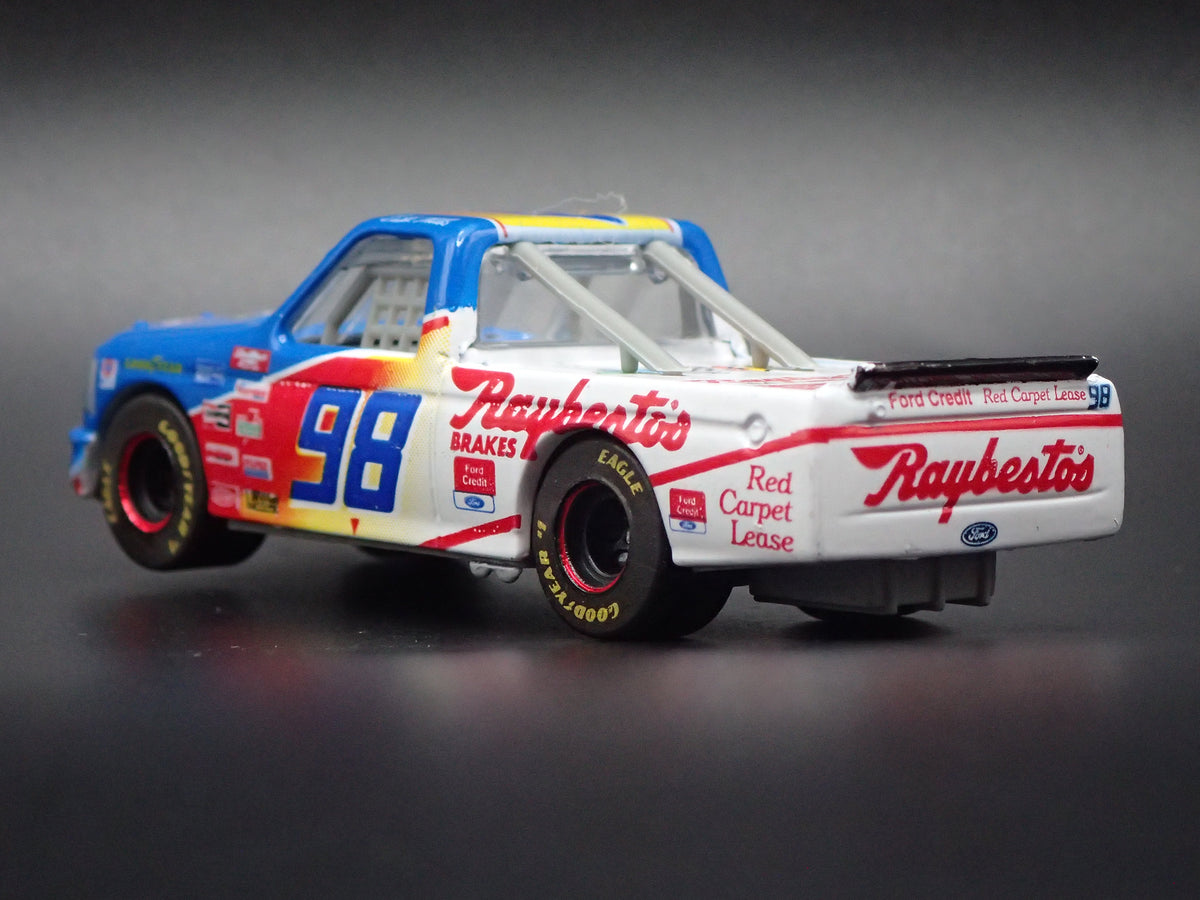 1995 95 FORD F150 #98 BUTCH MILLER NASCAR TRUCK 1:64 SCALE DIORAMA DIECAST CAR